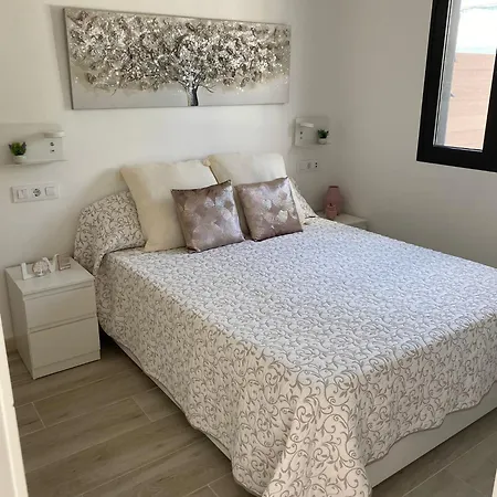 Con Entrada Privada Y Gran Terraza Soleada - Alhu マスパロマス